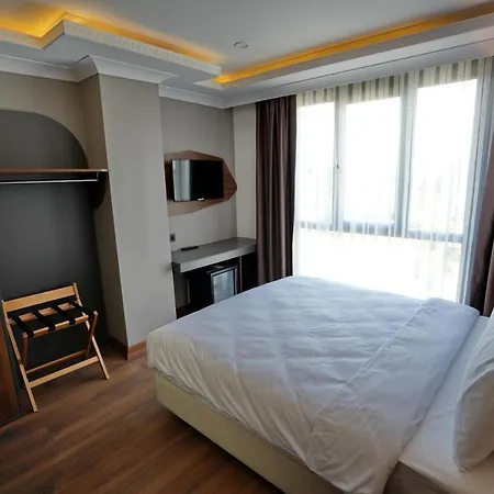 Shelton Airport Arnavutkoy